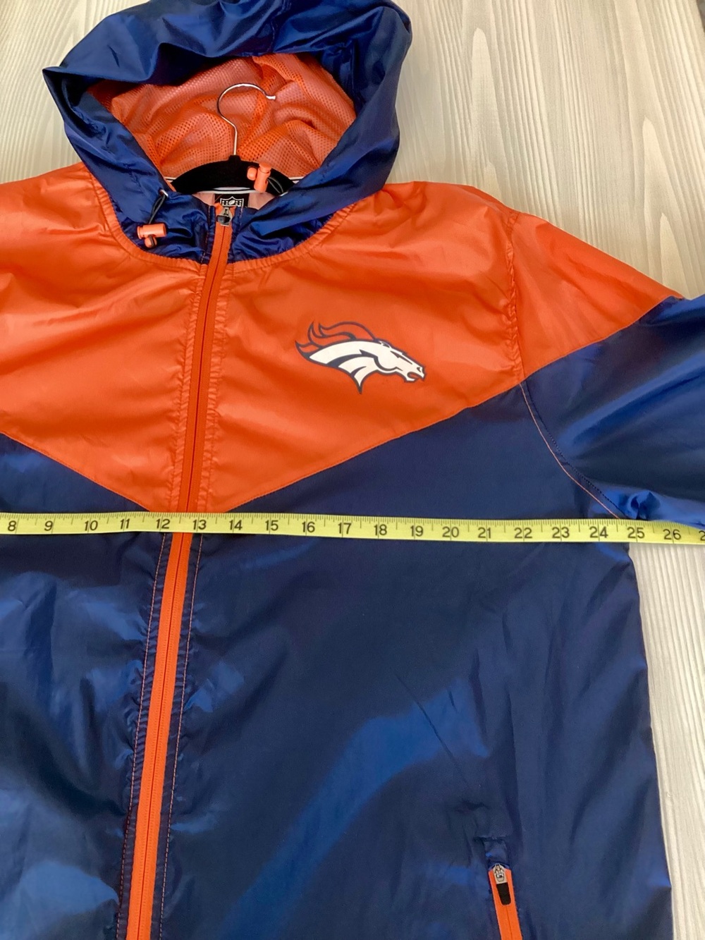 Denver Broncos Lightweight Windbreaker Rain Jacket NFL Team Apparel Extra-Large - Picture 6 of 10